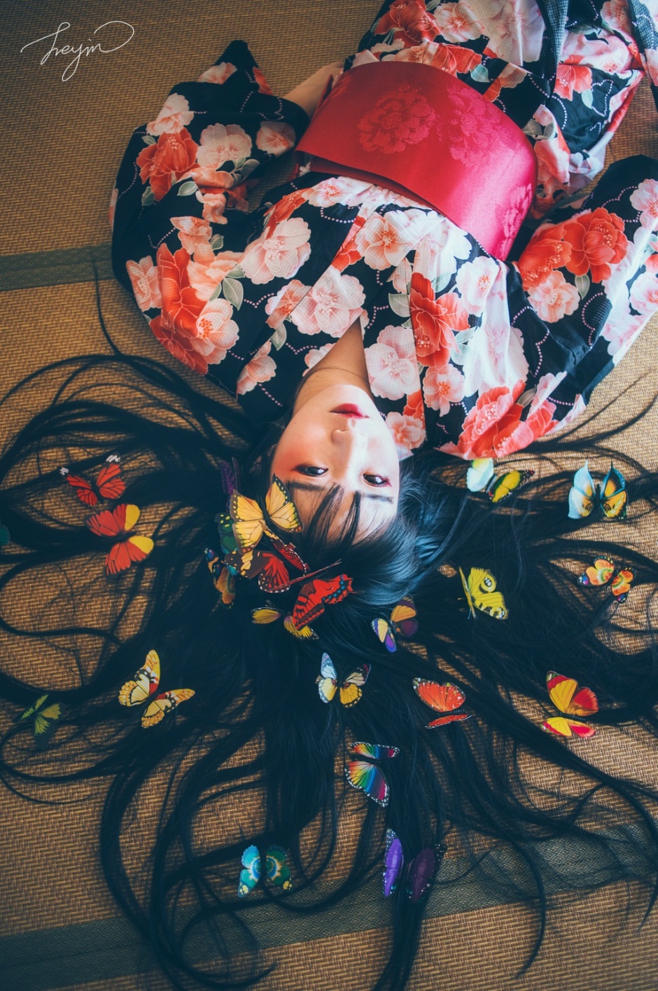 唯美性感的美女人体艺术写真