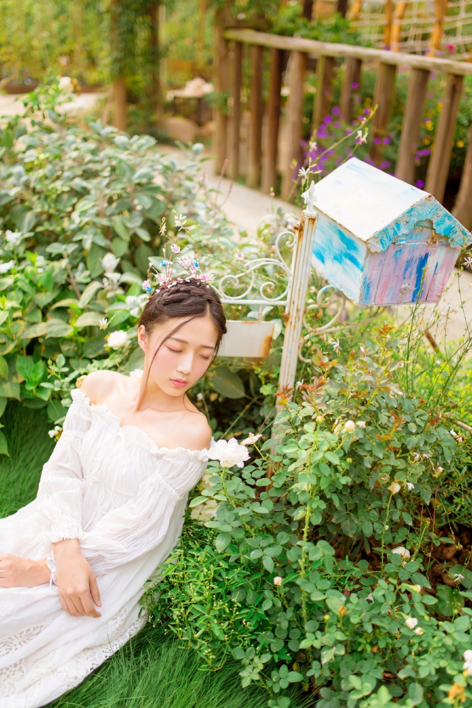 性感少女周若汐室内超大胆人体艺术欣赏