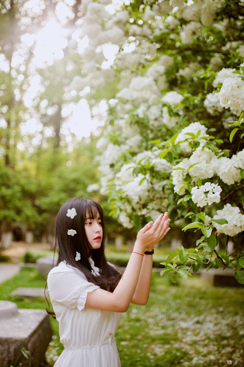 中国90后美女绝美人体艺术照