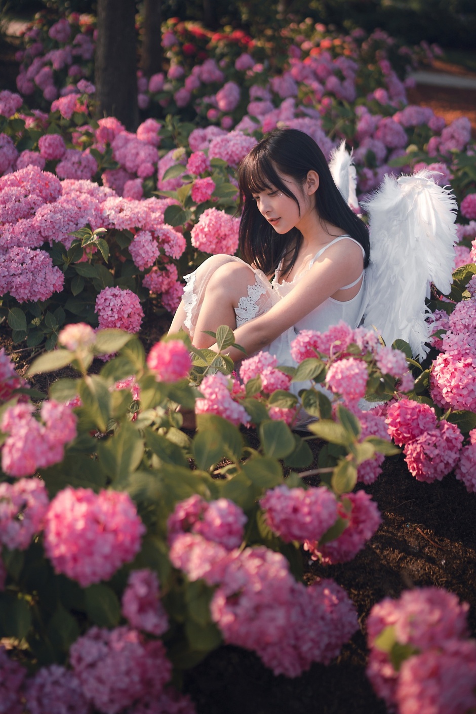 养眼美眉刘雪妮玩泡沫唯美人体艺术写真