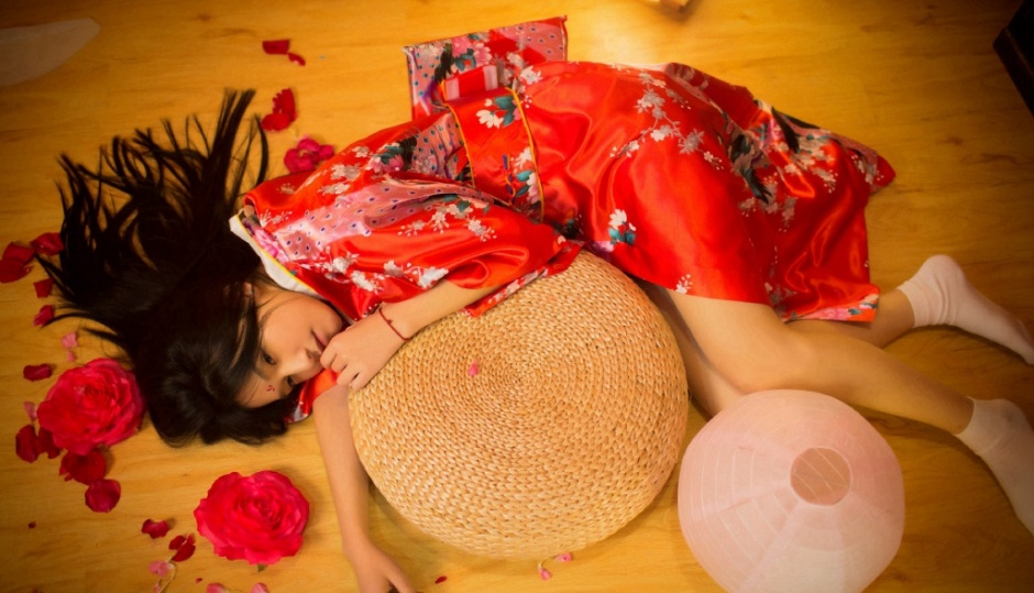 极品美女薄纱遮体性感人体艺术图片