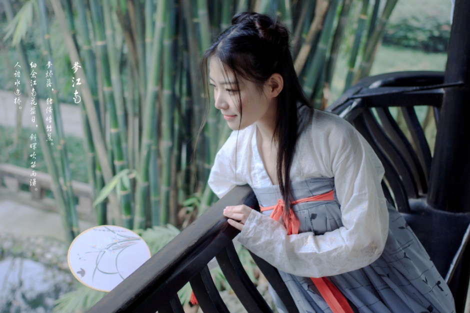 女王范御姐美女艺潇顶级人体摄影图片