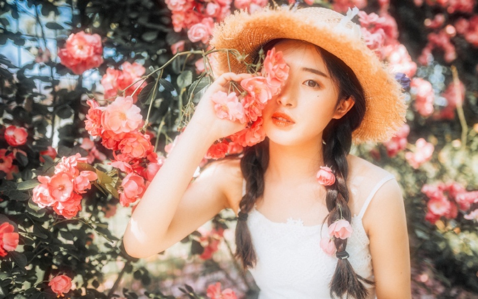 尤果网模特梦心�性感美臀人体图片