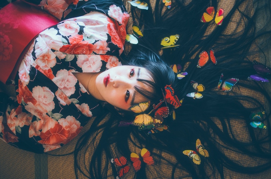 足球宝贝性感人体彩绘写真