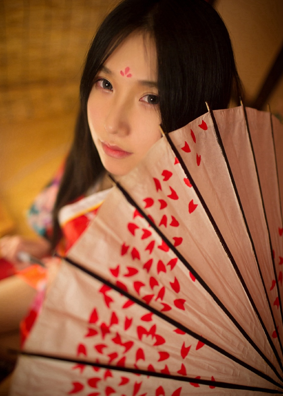 美女模特魅惑大胆人体艺术图片