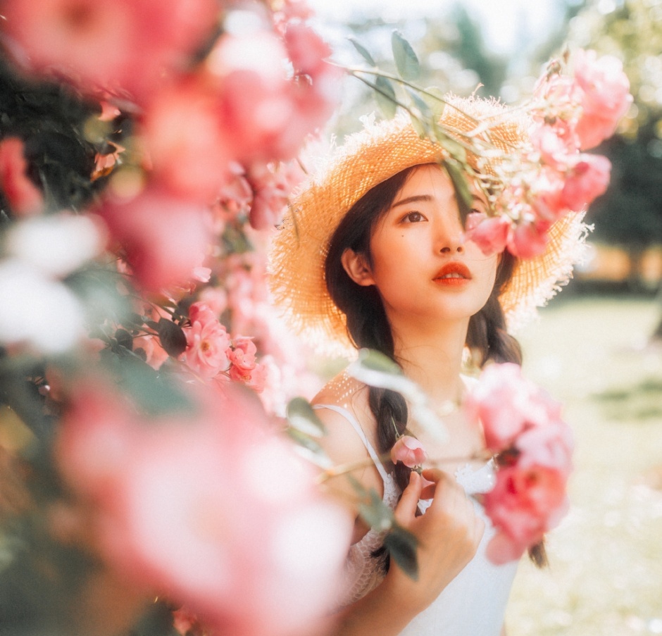 尤果网模特梦心�性感美臀人体图片