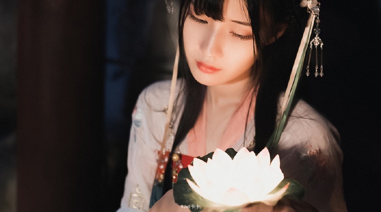 模特诺诺女仆制服装套裙诱惑性感人体艺术图