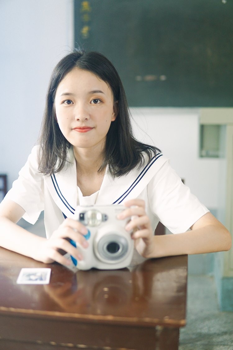 日本新晋性感女神上冈枫写真照