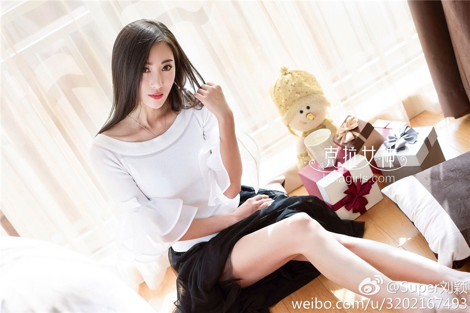 清纯气质美女颖儿Bang妞居家写真