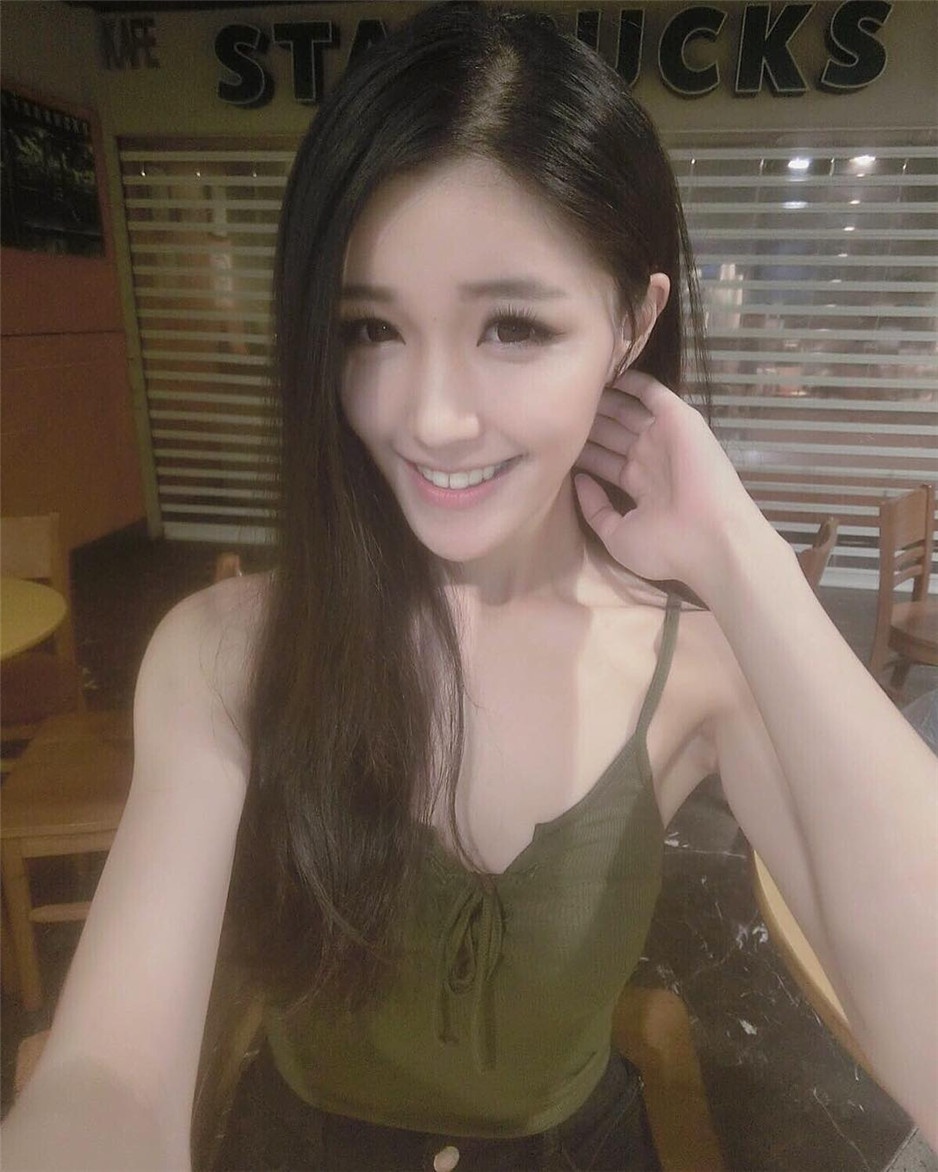 马来西亚模特Ivy Kuang自拍照片曝光
