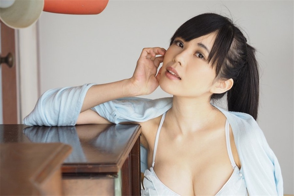 日本内衣模特田中美加性感写真
