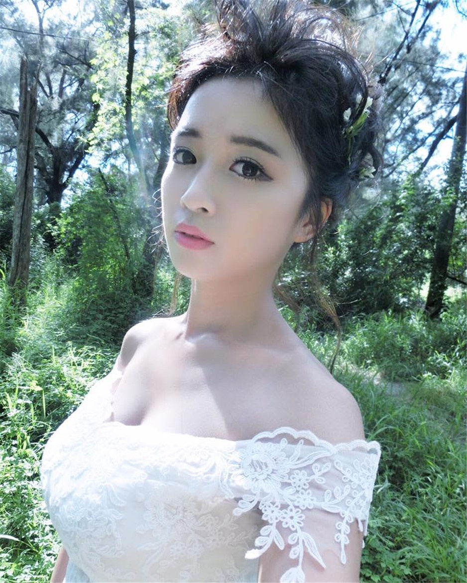 台湾小清新妹子林芷葳自拍照