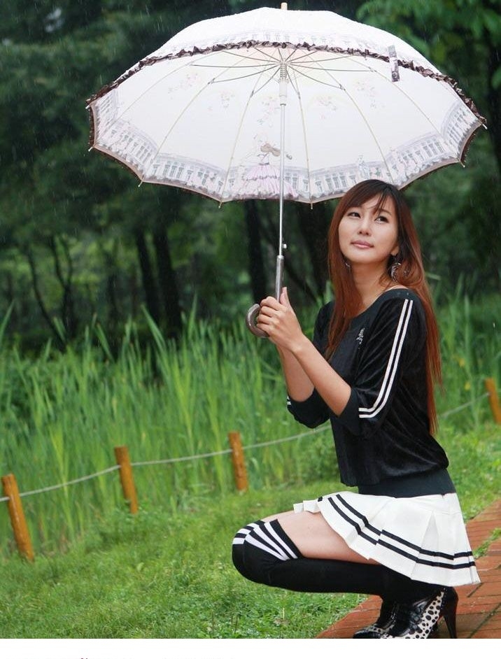 韩国模特孙允珠写真户外雨中摄影图集
