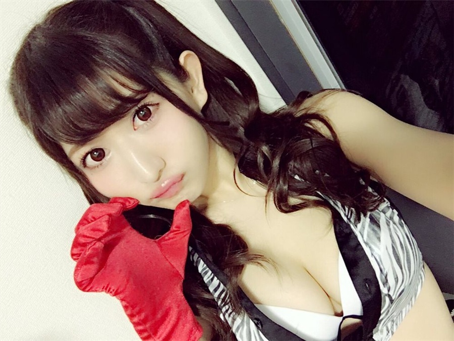 日本明星美女月城麻由俏皮可爱私房照