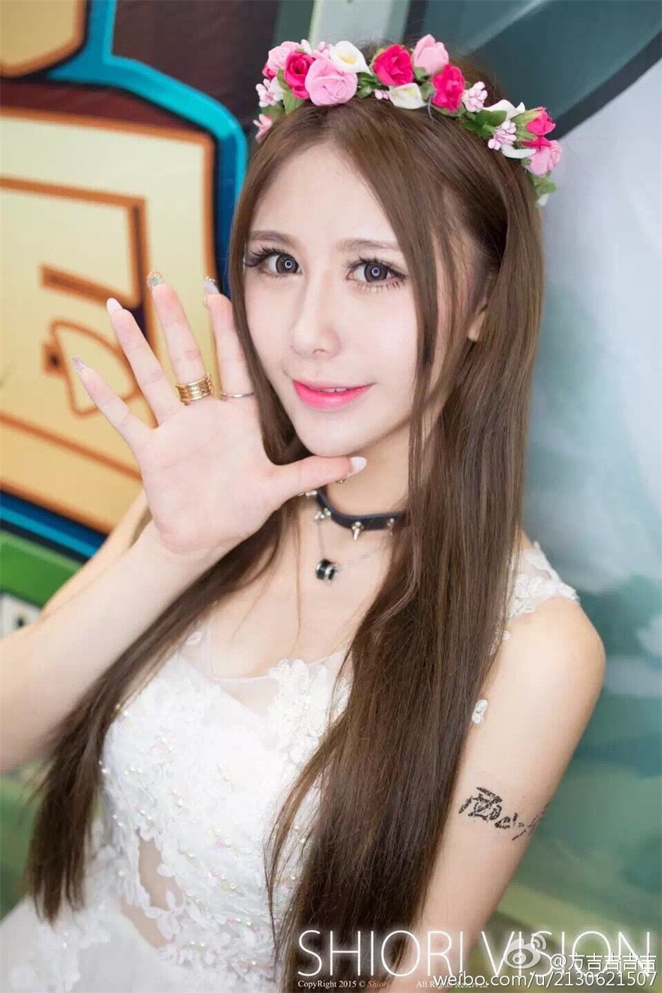 长发妹子方�唯美迷人图片