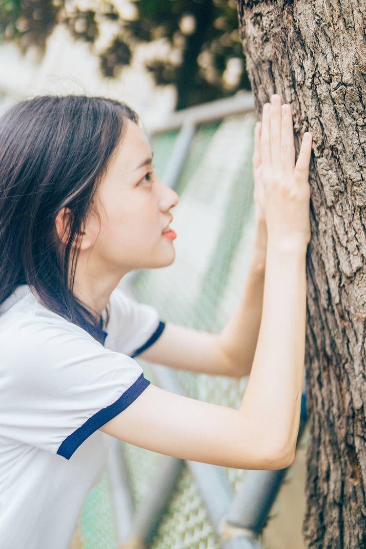 日本G奶嫩模柚月彩那写真美图