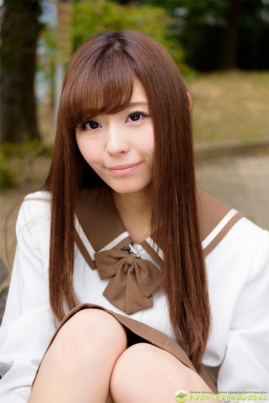 清纯制服美女甜美私房写真