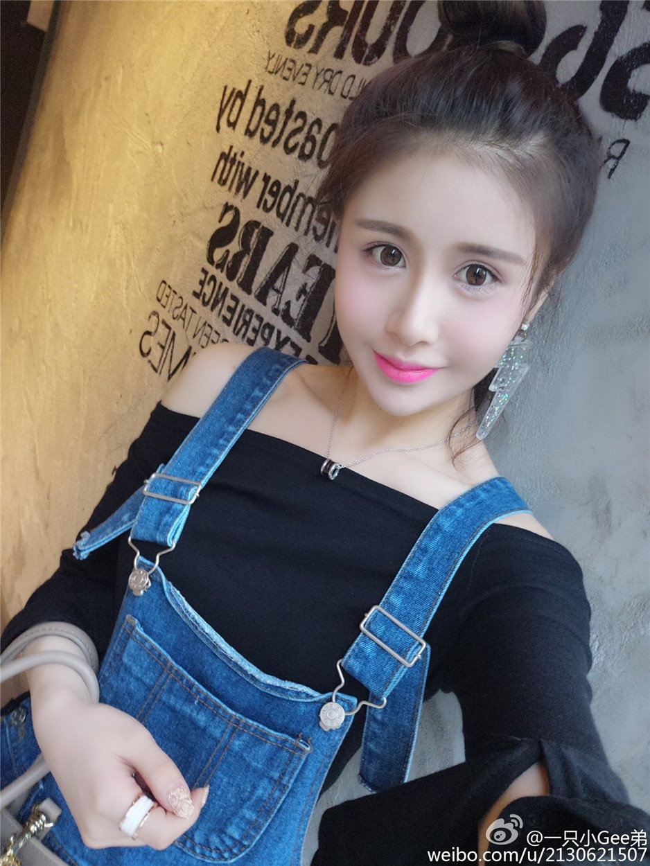 长发妹子方�唯美迷人图片