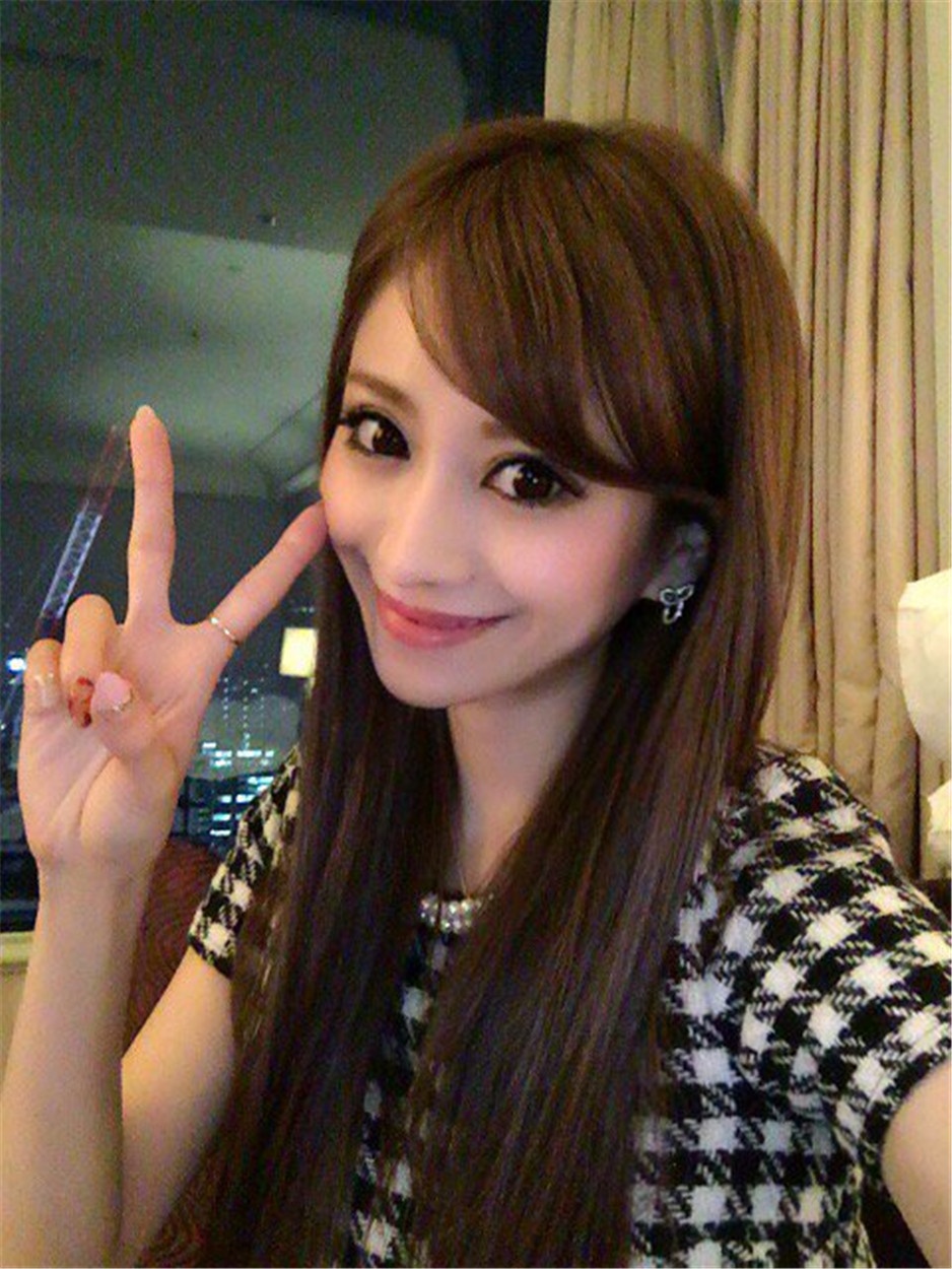 日本模特美女��えみり养眼迷人图片