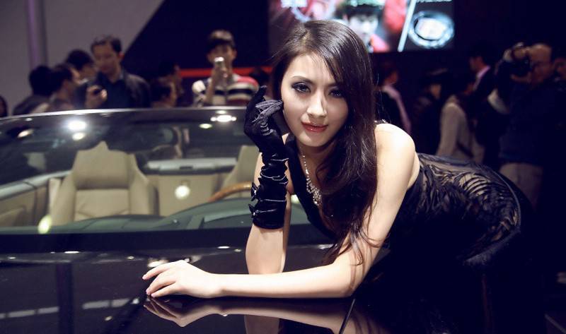 丰满超级美女车模组图