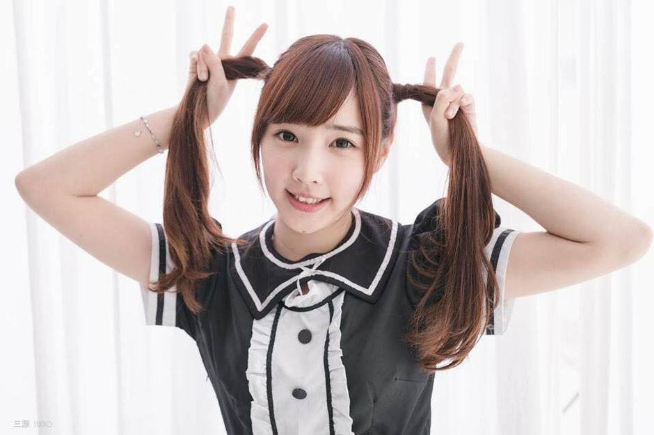 十八岁清纯女孩小苹果唯美写真