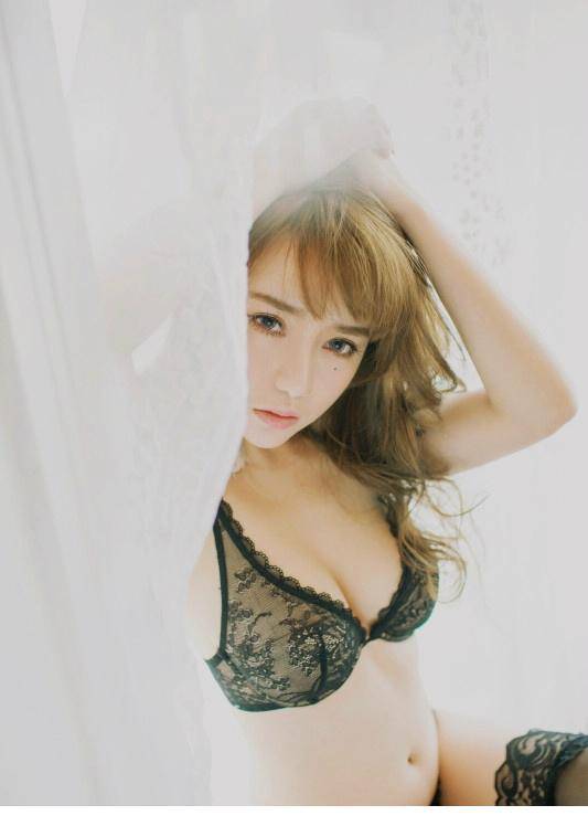 极品内衣妹子性感私房照