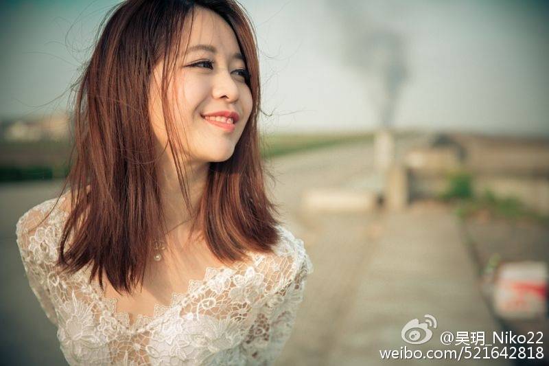 中国第一清纯校花吴�唯美养眼写真
