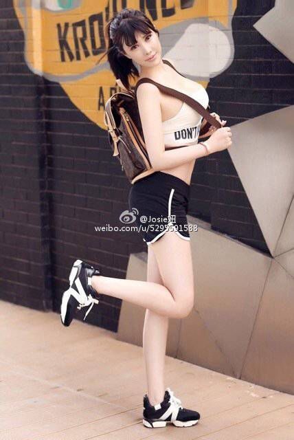 性感翘臀细腿美女Josie妞写真合集