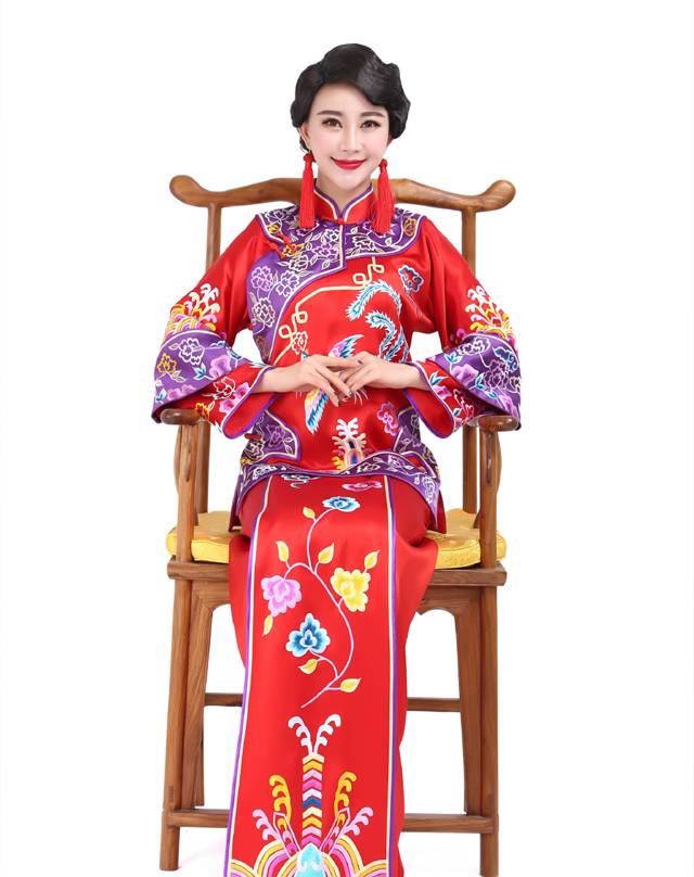 金�沫古装优雅结婚礼服精美写真