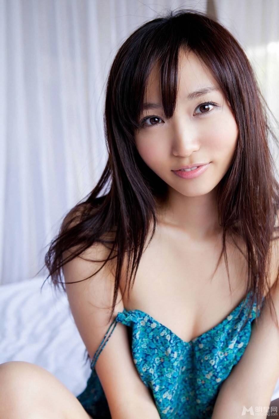 日本清纯大胸美女模特吉木梨纱写真集