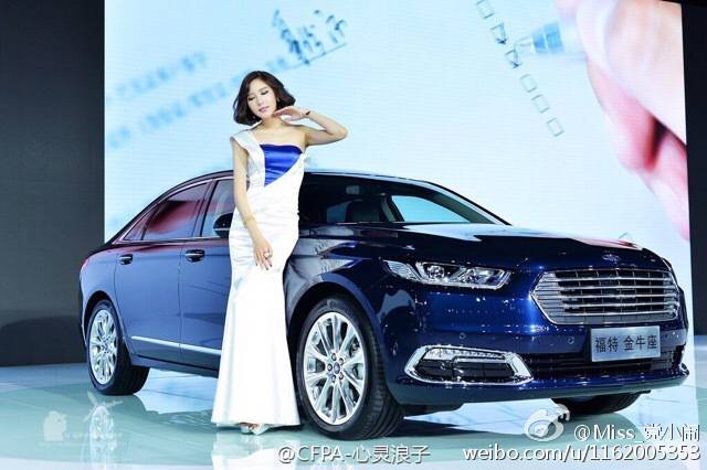 中国最美车模党佳妮身材极致性感