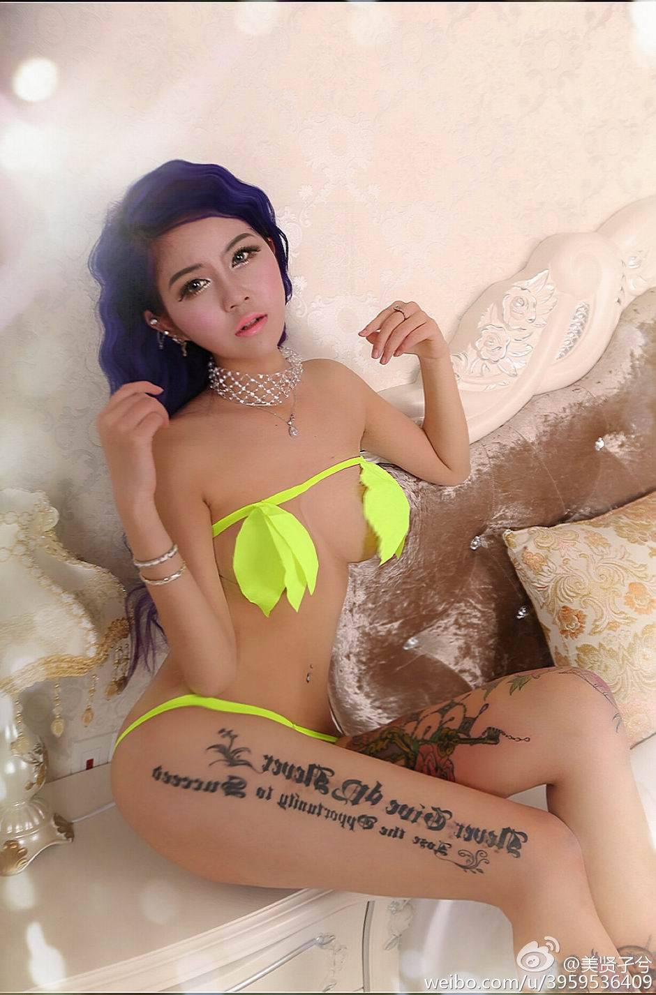 中越混血美女狂野诱惑写真集