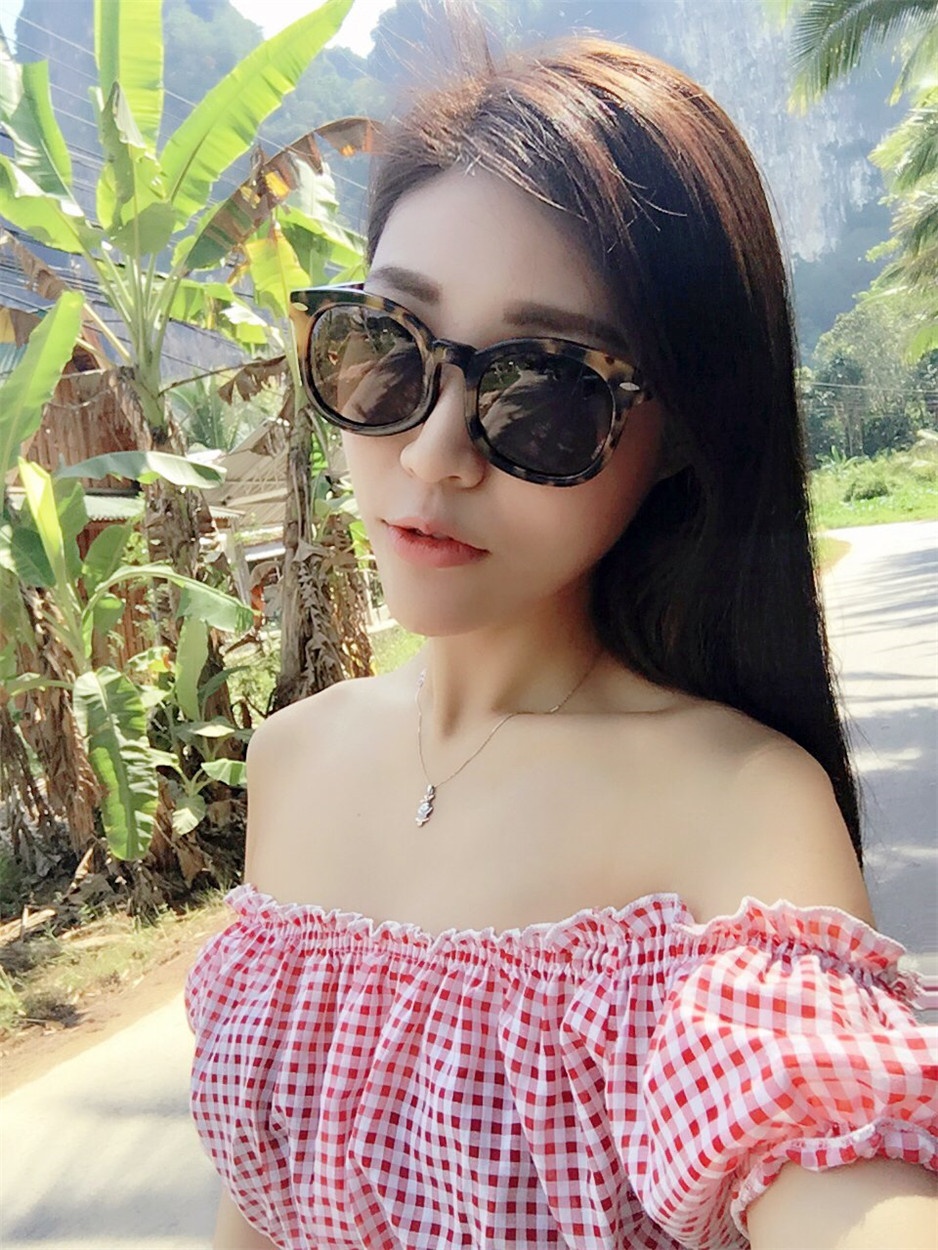 气质美女孙怡IRIS微博生活照