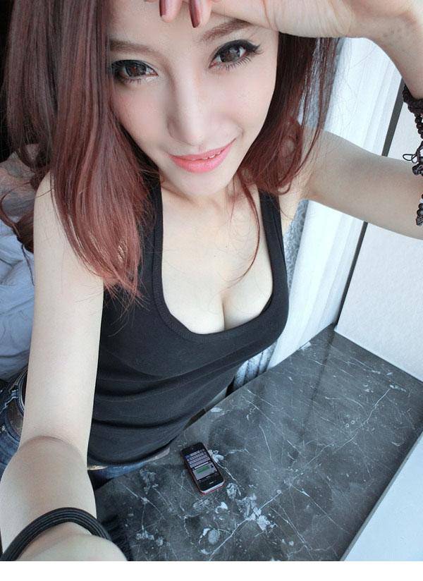 美女模特徐茜儿私房自拍照