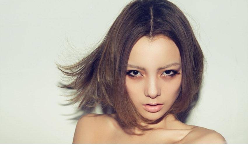 美女嫩模写真修长眼线娇媚迷人