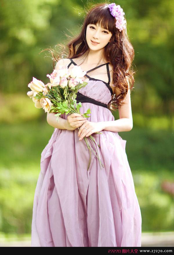 可爱石宜甜写真 性感中的唯美