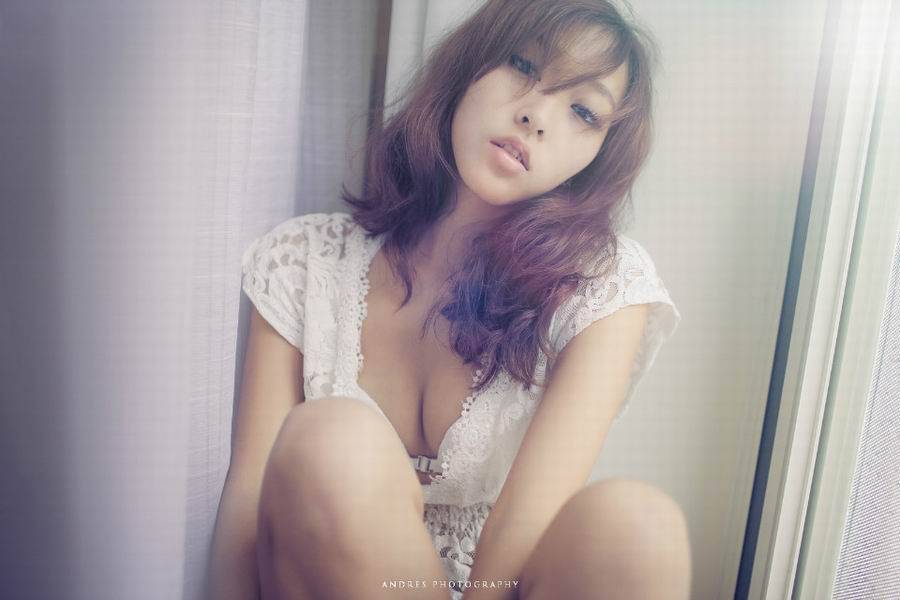 诱人美女午夜失眠写真