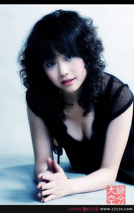 靓丽甜美美摸的迷人诱惑