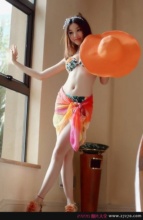 居家性感内衣清纯美女