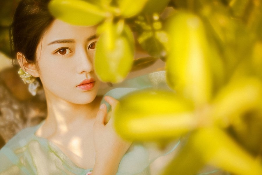 新一代性感女神 赫莲辛歌私房摄影