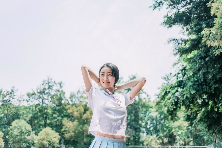 性感韩国美女赤裸人体艺术写真