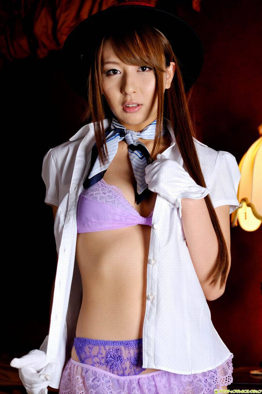 制服美女诱人丝袜性感写真照