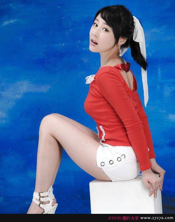 诱人美摸火辣写真