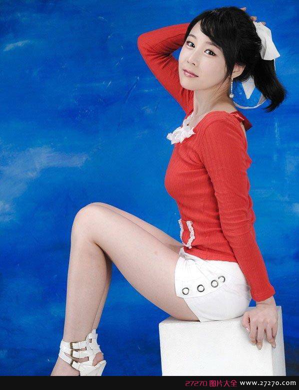 诱人美摸火辣写真