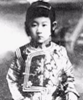 女间谍川岛芳子行为放荡，皆因其日本养父的教育及影响