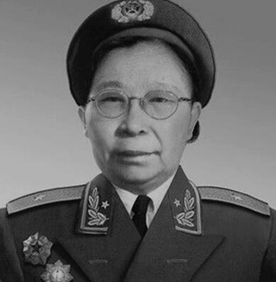 从童养媳到中国第一位女将军——李贞