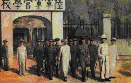 中国大革命的酝酿：黄埔军校的创办