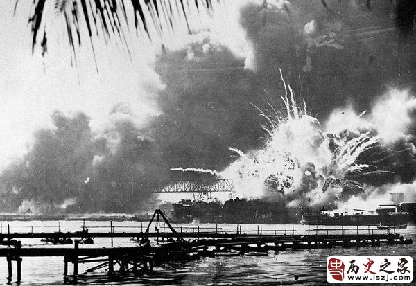 偷袭珍珠港后，日本舰载机为何不敌美军？