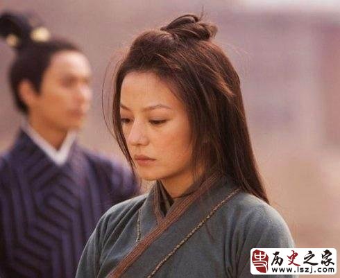花木兰替父从军十二年，为何没被识破女儿身？有一种说法最有可能