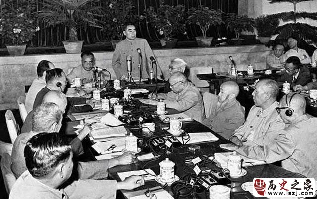 1962年。印度军队究竟是什么情况，在解放军面前那么不堪一击